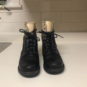 Freebird ombré boots